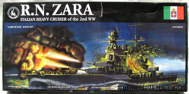 Tauro Model 1/400 Italian WWII RN Zara Heavy Cruiser, 204 plastic model kit